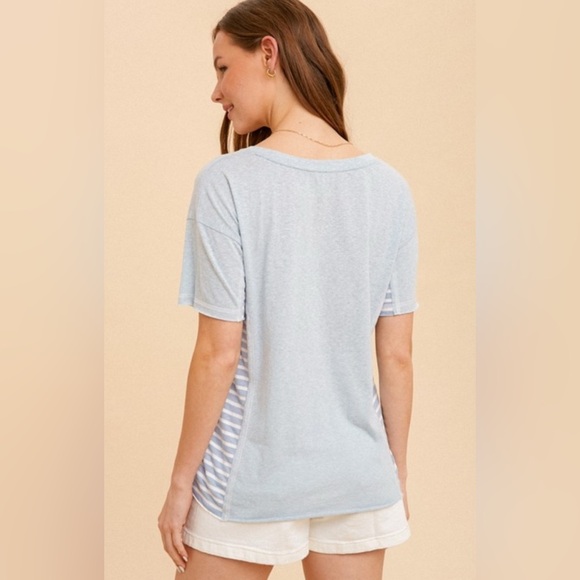 #37 ** LAST ONE** NEW BLUE STRIPED TOP💕 - Picture 4 of 4